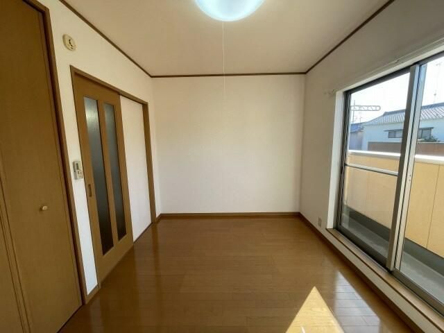 ベッドルーム
