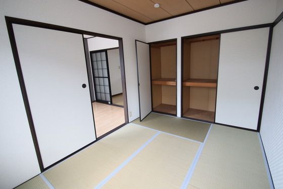 ベッドルーム