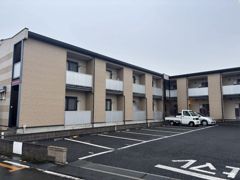 レオパレスマンダリーヌⅡの外観画像