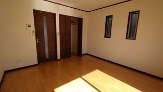 ラドレシアの間取り画像