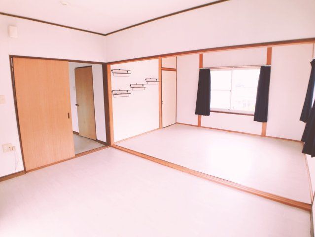 ベッドルーム