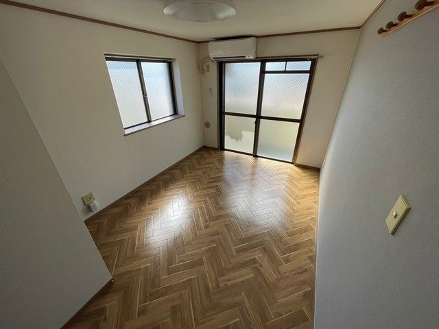 ベッドルーム
