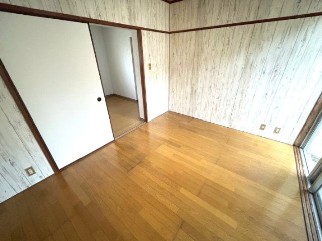 ベッドルーム