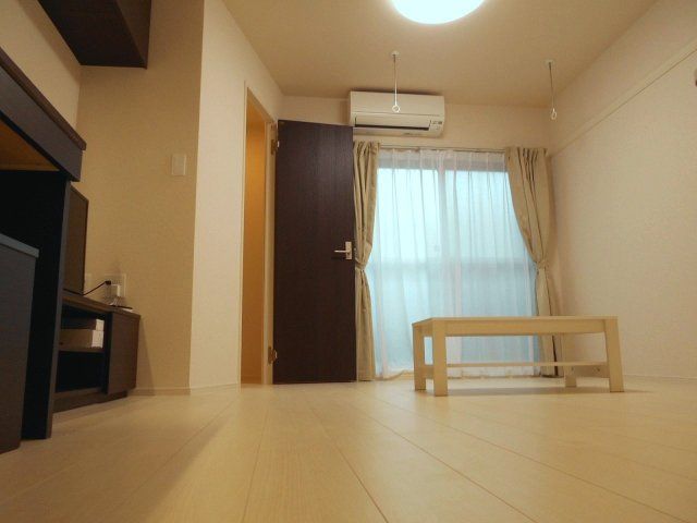ベッドルーム