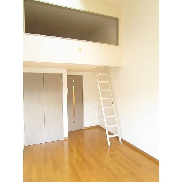 ベッドルーム