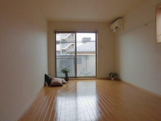 ベッドルーム