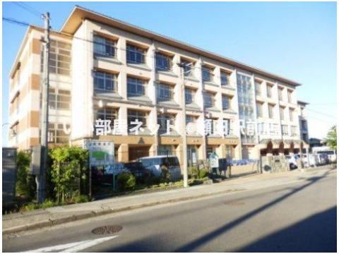 大津市立下阪本小学校(小学校)まで300m