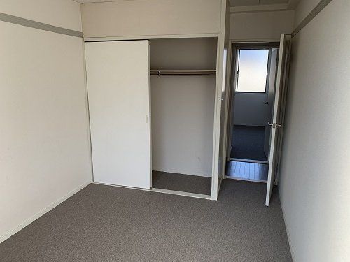 ベッドルーム
