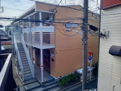レオパレスフローラの外観画像