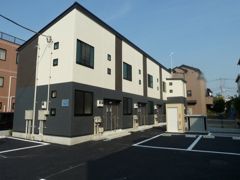 レオネクストピスティスの外観画像
