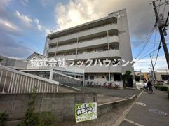 オスカー柳町の外観画像