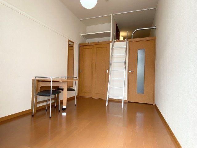 ベッドルーム