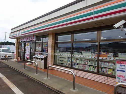 セブンイレブン三十八社店まで1600m
