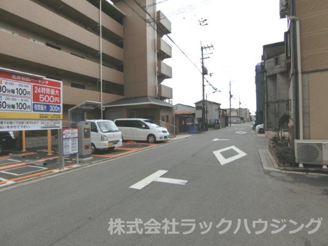 近くに施設あり