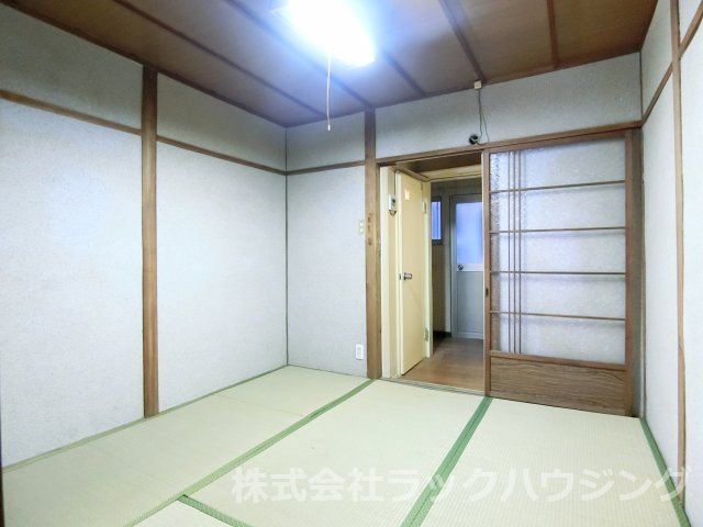 ベッドルーム