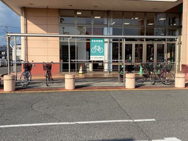 近くに施設あり