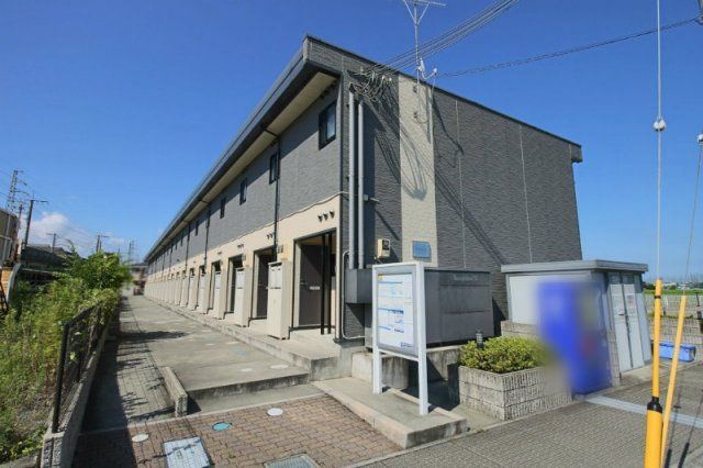 レオパレスメゾンアジュールの外観画像