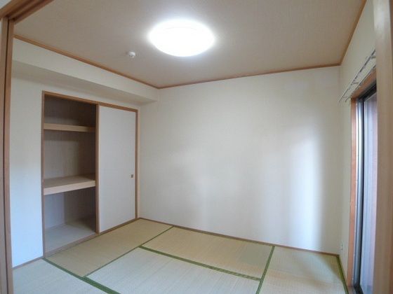 ベッドルーム