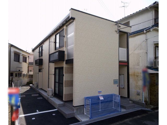 レオパレスおつかれさまの外観画像