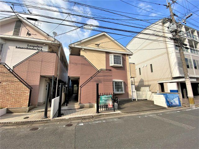 レオパレス片野新町B棟の外観画像