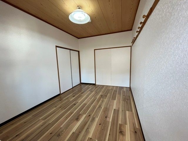 ベッドルーム