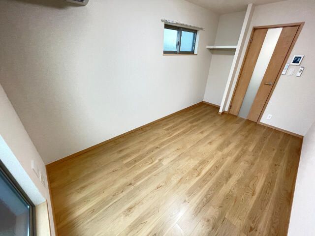 ベッドルーム