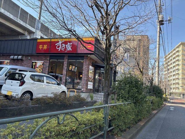 近くに施設あり