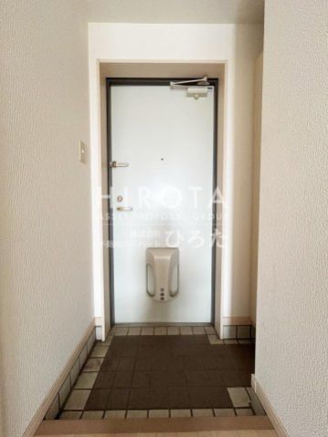 ひびきの小学校(1100m)