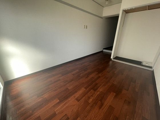 ベッドルーム