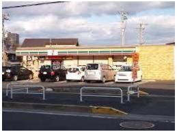 セブンイレブン草津野路店（コンビニ）まで242m