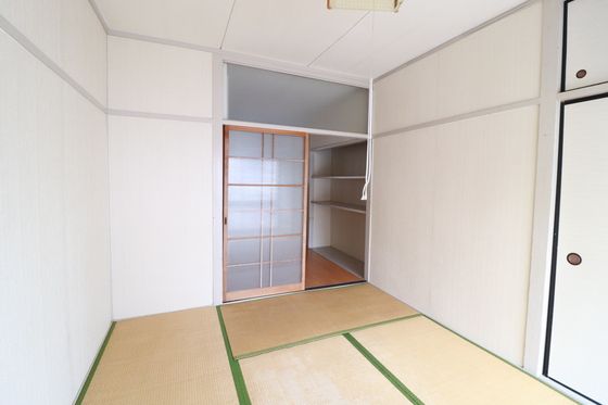 ベッドルーム