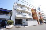 マ・メゾン山越の外観