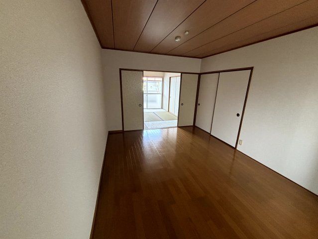 洋室