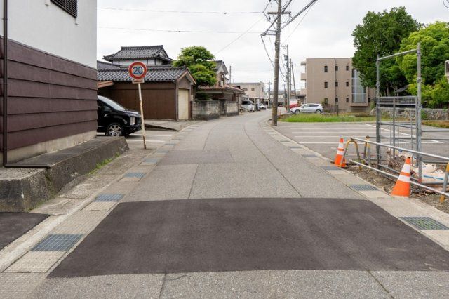 近くに施設あり
