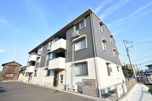 フラワーシティの外観画像