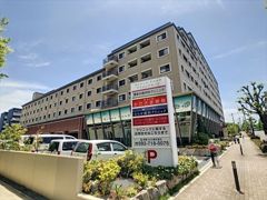 モントーレラコルタユニバ通りの外観画像