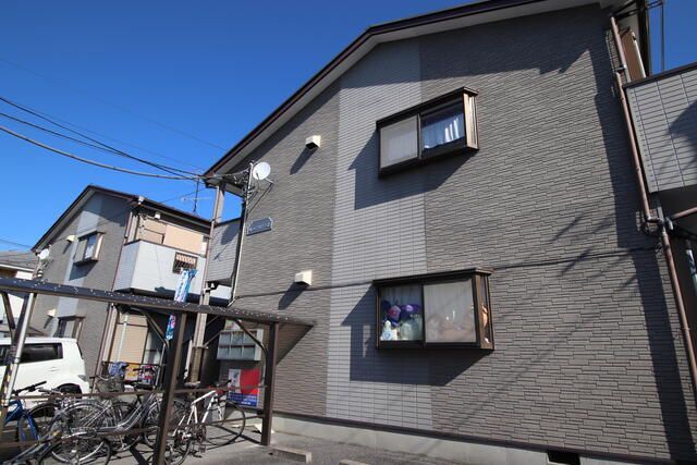カレッジハウス13の外観画像