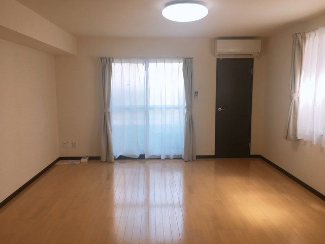ベッドルーム