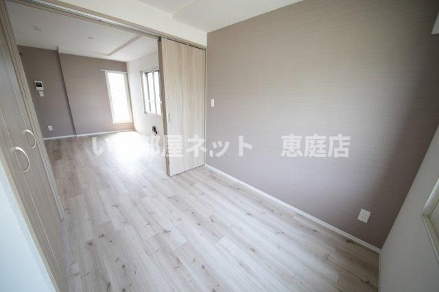 ベッドルーム