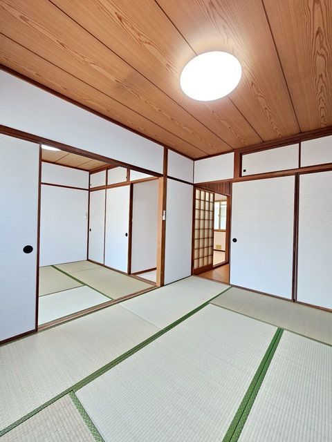 ベッドルーム