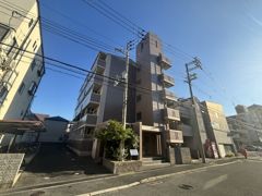 グランドール西岡本の外観画像