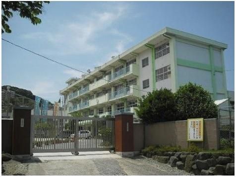 小石小学校(720m)