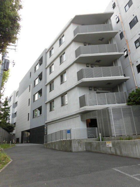 アーバス新宿余丁町の外観画像
