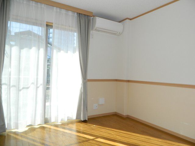 ベッドルーム