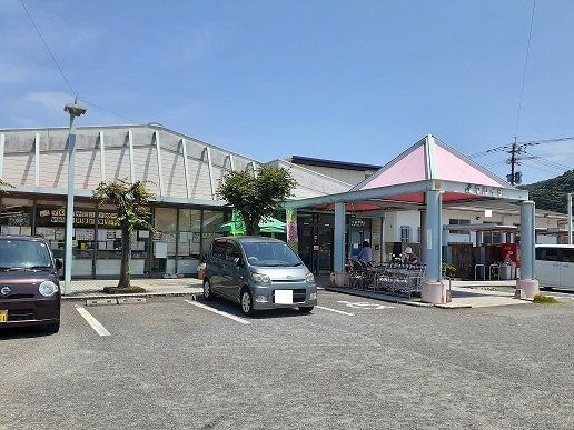 マルイチ江良店まで300m