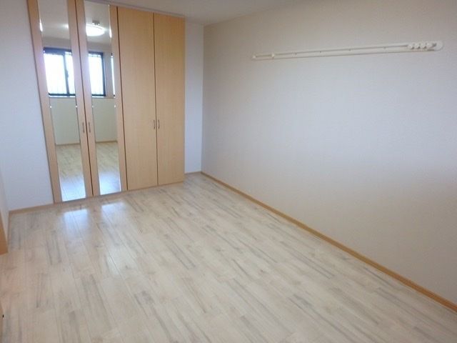 ベッドルーム