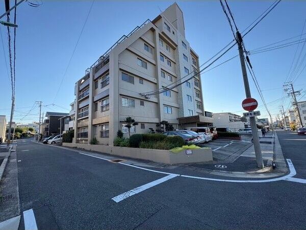 香流ハイツの外観画像