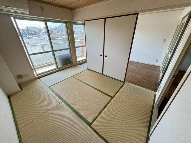 ベッドルーム