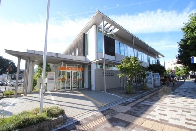 近くに施設あり