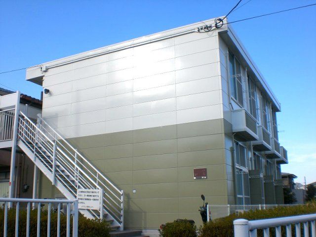レオパレスパールマノワールの外観画像